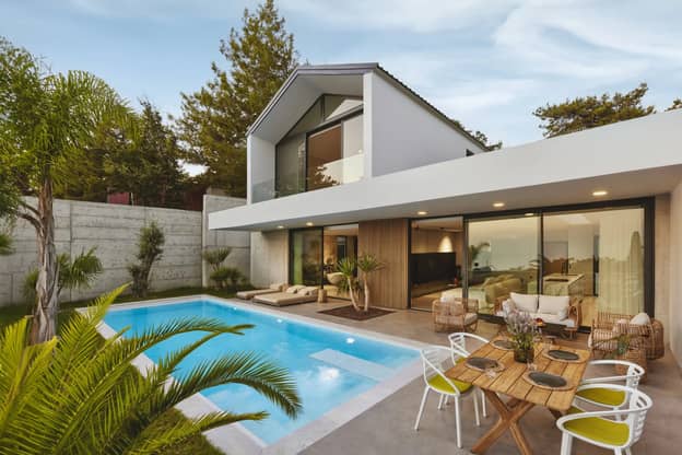 Bubo Silver Villa